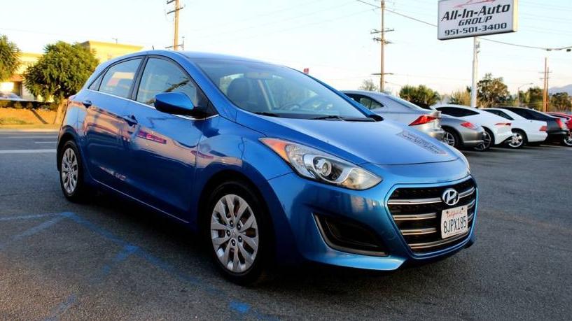 HYUNDAI ELANTRA GT 2017 KMHD35LH7HU377500 image